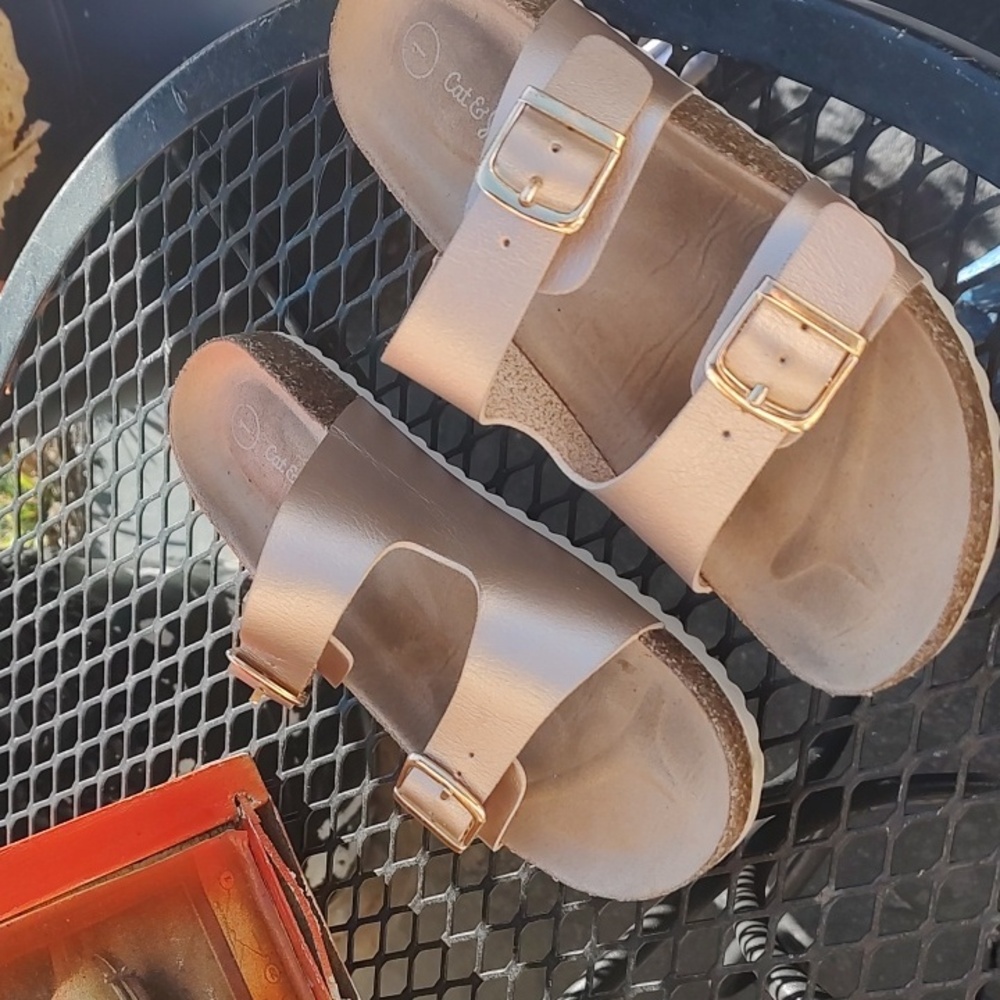 Cat & Jack Gold Buckle Sandals - Picture 2 of 9
